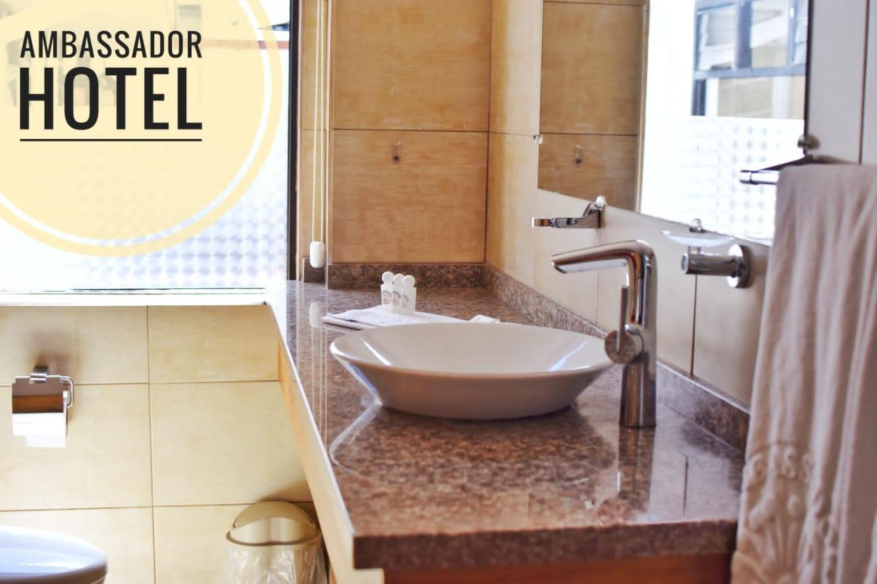 Hotel Ambassador Quito Ngoại thất bức ảnh