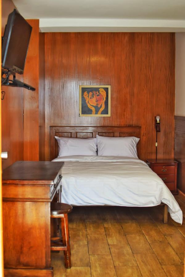 Hotel Ambassador Quito Ngoại thất bức ảnh